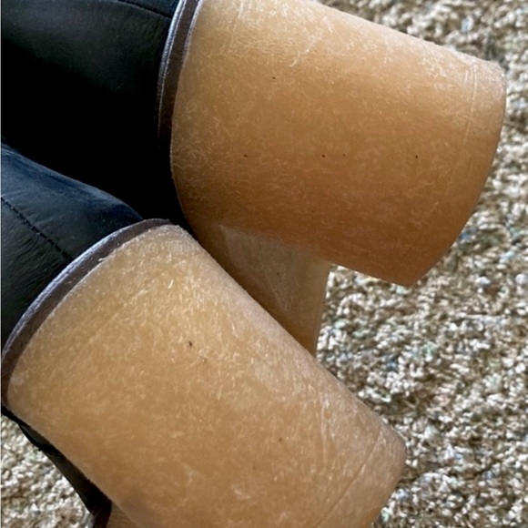 NWOT. Free People James Chelsea Boot 38. Never worn. With Box. - Picture 8 of 10